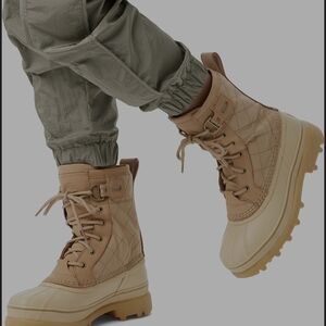 Sorel | Tan and Cream Winter Boots